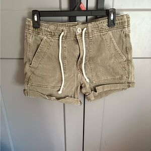 American Eagle Outfitters Olive Women's Cargo Shorts